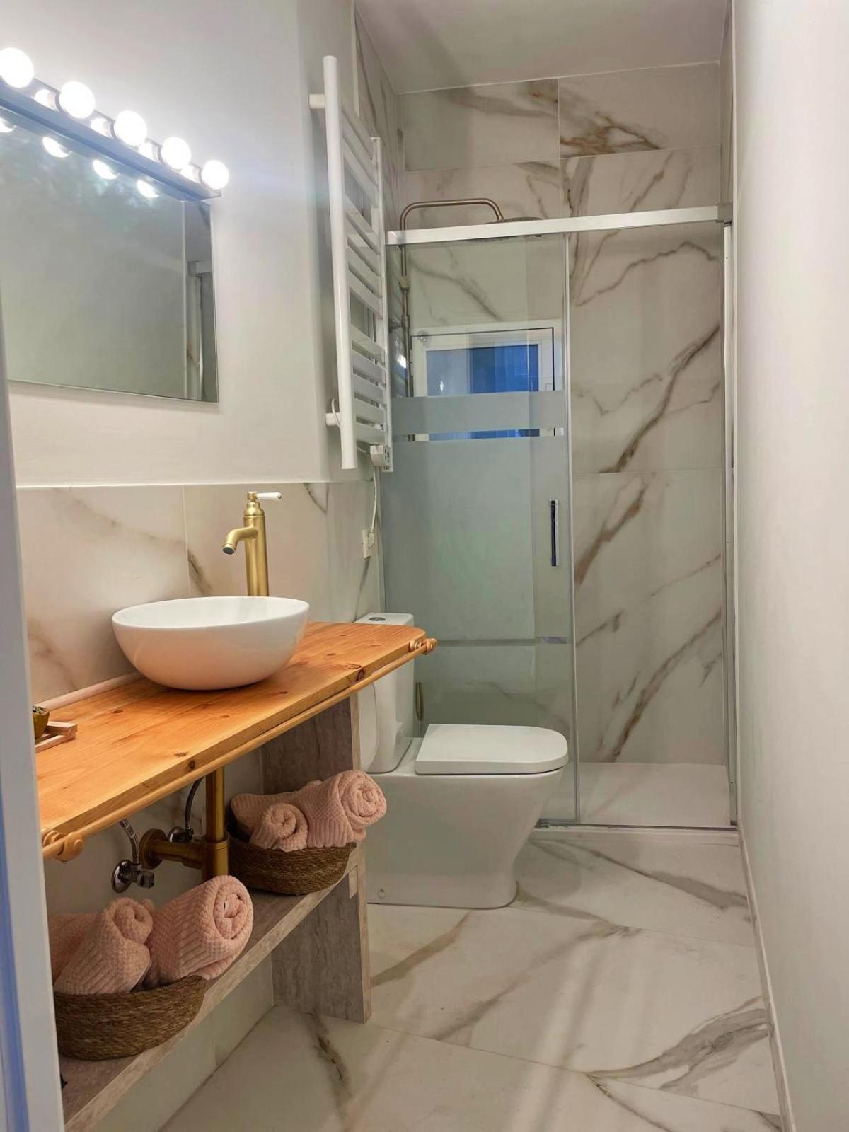 Loaina Apartment Билбао Екстериор снимка